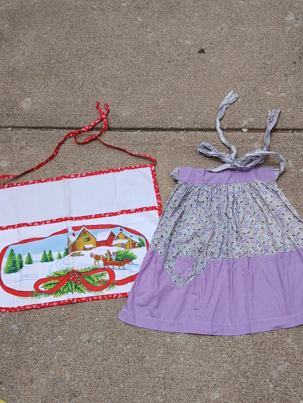 Vintage Holiday Waist Apron & Lavender Floral Waist Apron